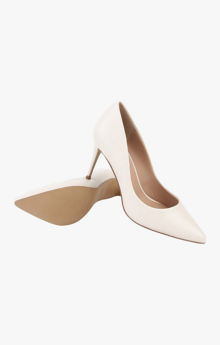 Lillie Beige Pumps