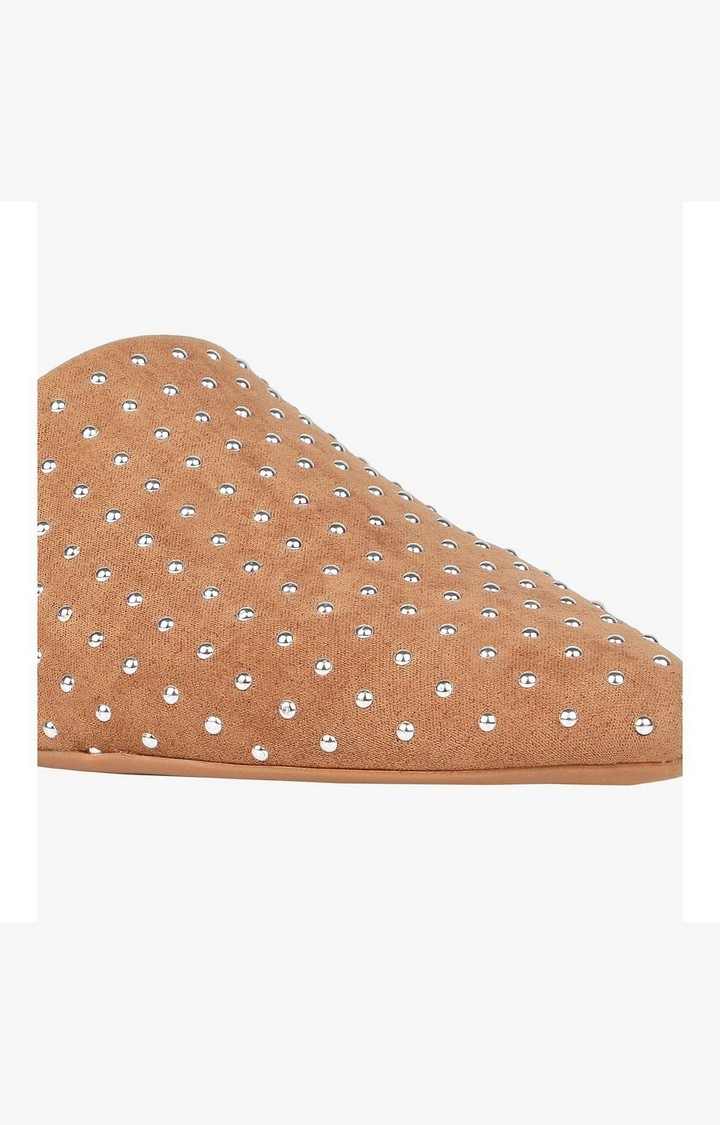 Taniaa Beige Closed Flats & Ballerinas