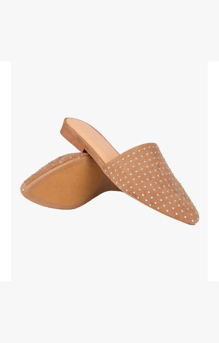 Taniaa Beige Closed Flats & Ballerinas