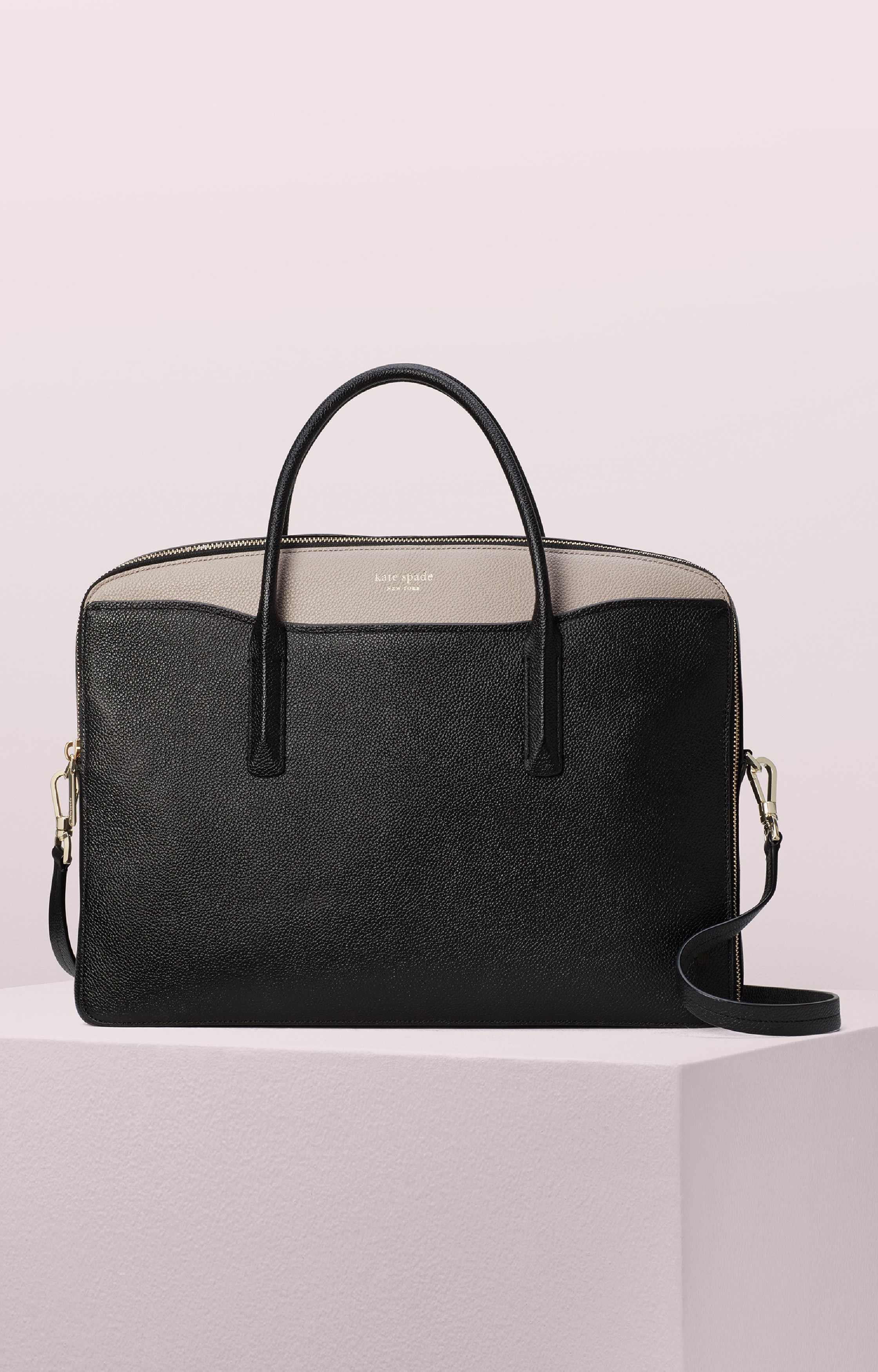 https://cdn.fynd.com/v2/falling-surf-7c8bb8/fyprod/wrkr/products/pictures/item/free/original/000000410197078002/zbb7Kbj6_Q-000000410197078002_1.jpg