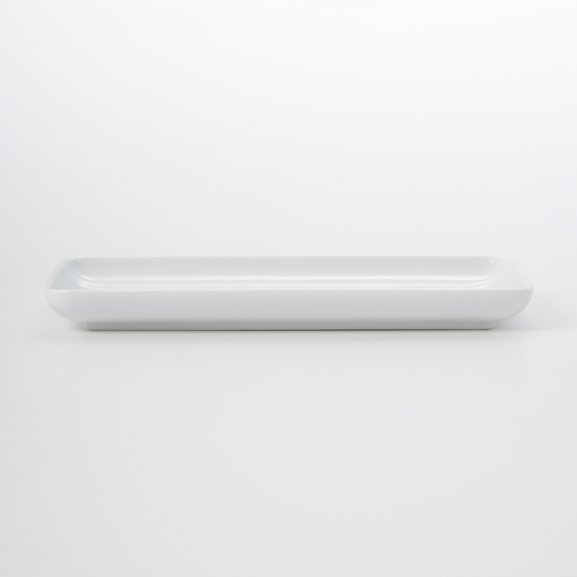 WHITE PORCELAIN SQUARE DISH