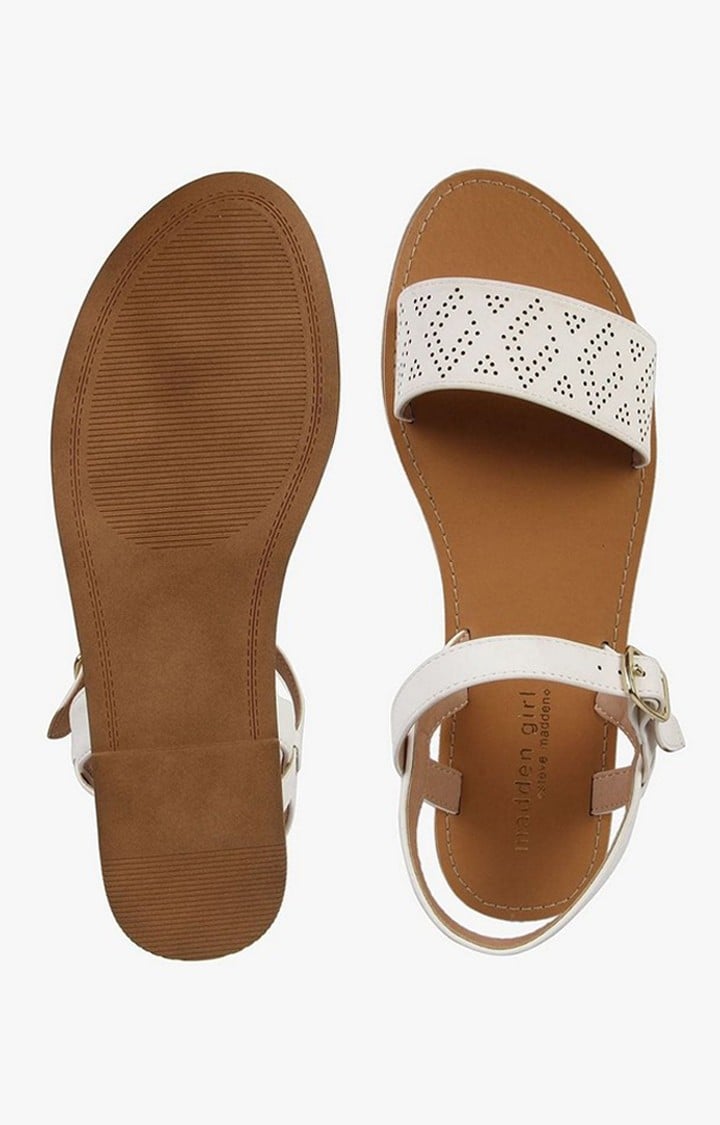 Kellyy White Flats