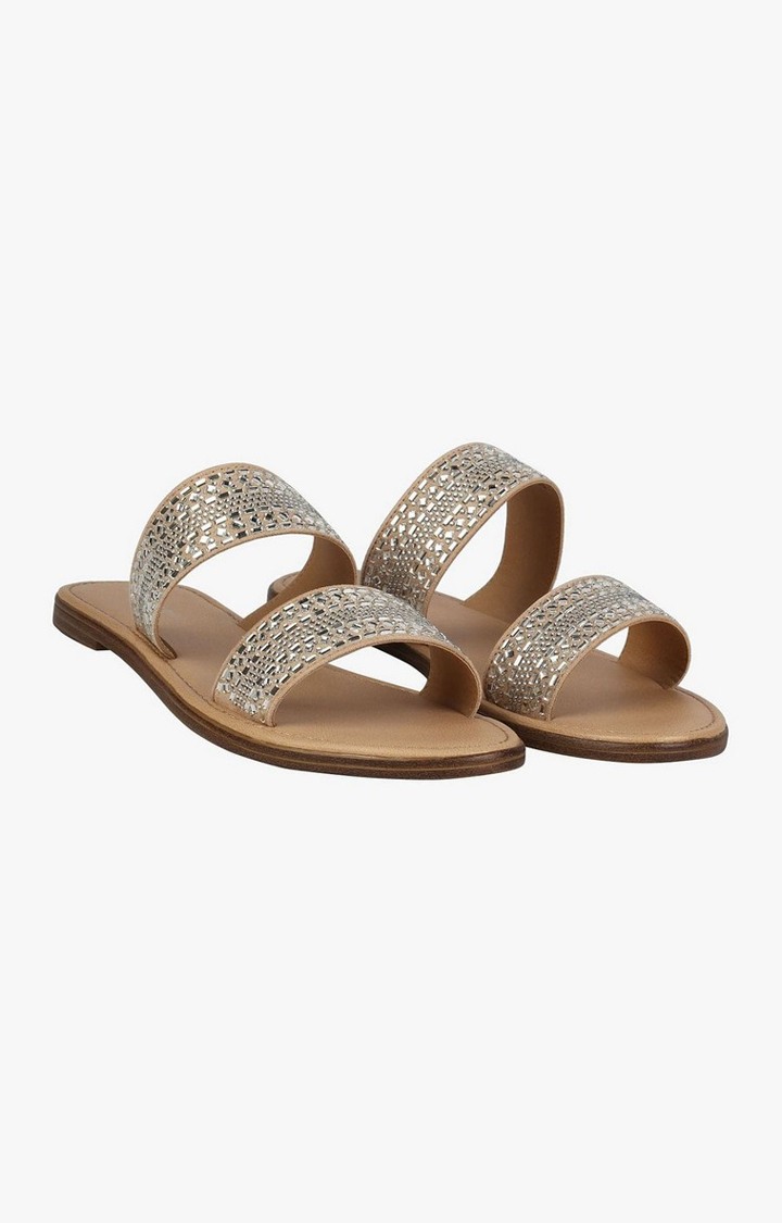 Kerryy Beige Flats