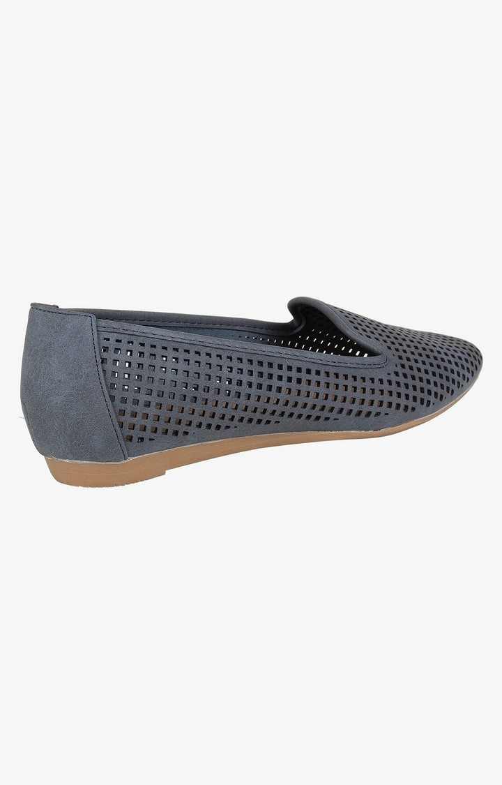 Lacy Blue Closed Flats & Ballerinas