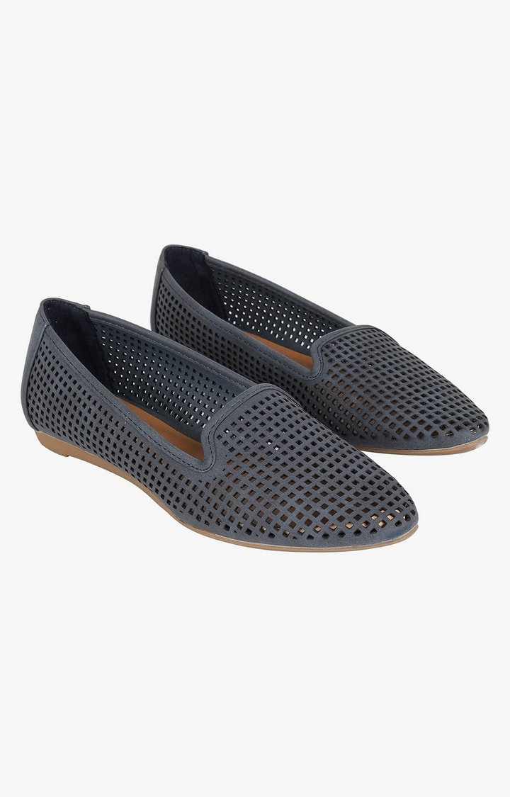 Lacy Blue Closed Flats & Ballerinas