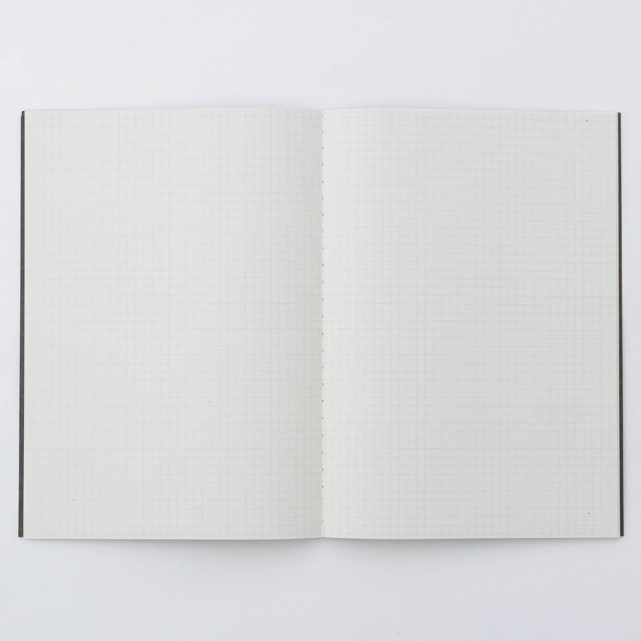 NOTEBOOK / 5mm GRID / D. GREY