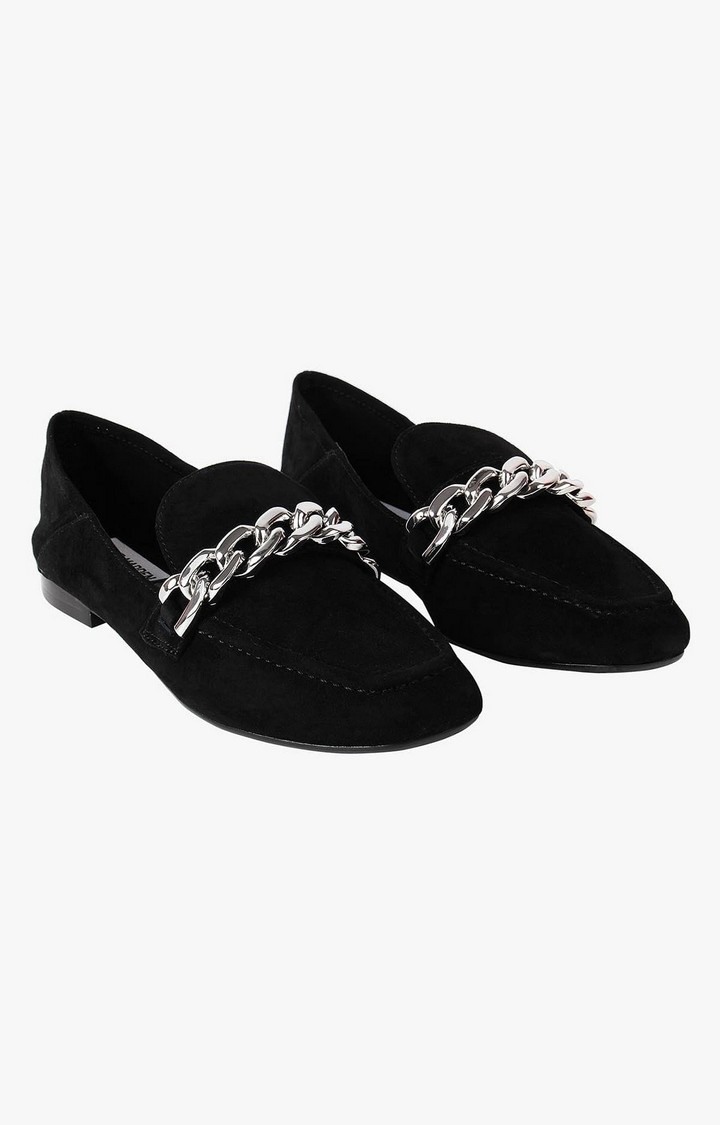 Dayna Black Closed Flats & Ballerinas