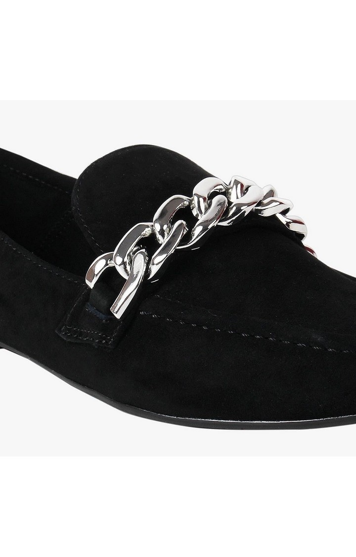 Dayna Black Closed Flats & Ballerinas