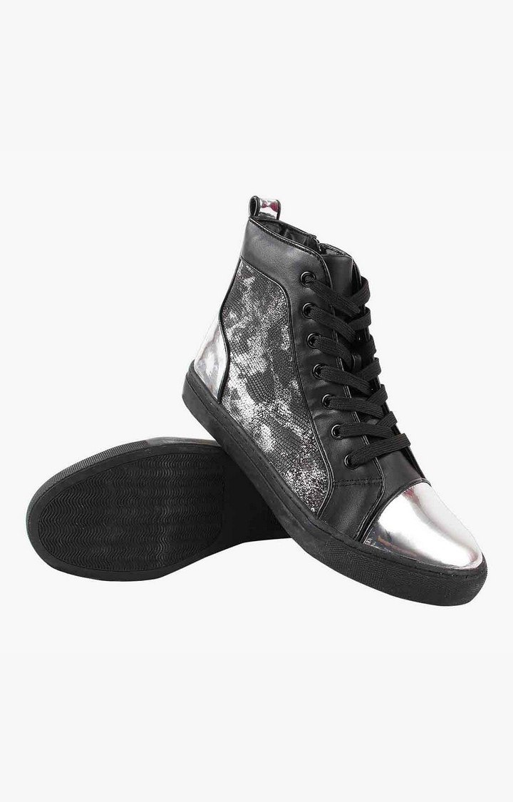 Davos Silver Sneakers