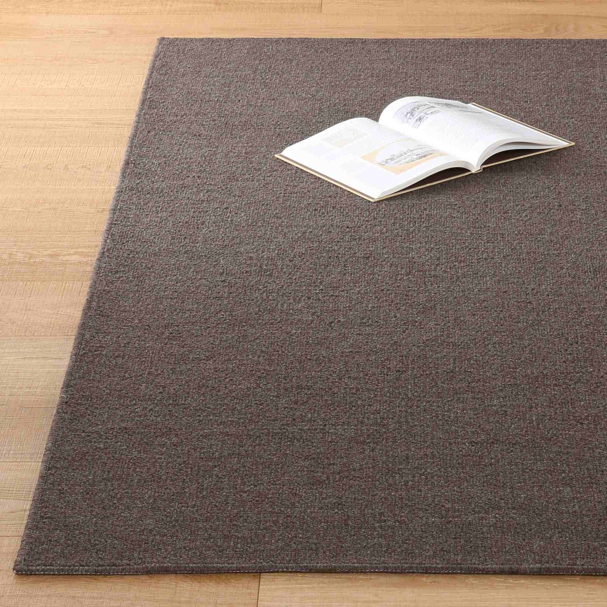 RECYCLED BOTTLES POLYESTERLOOP PILE RUG BROWN