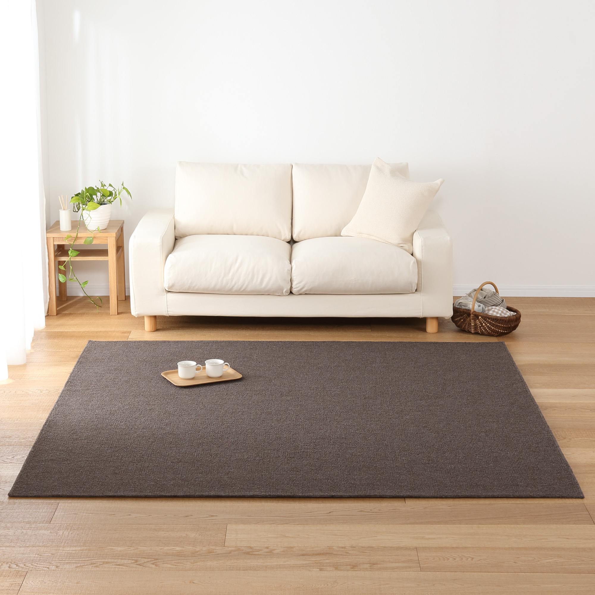 RECYCLED BOTTLES POLYESTERLOOP PILE RUG BROWN