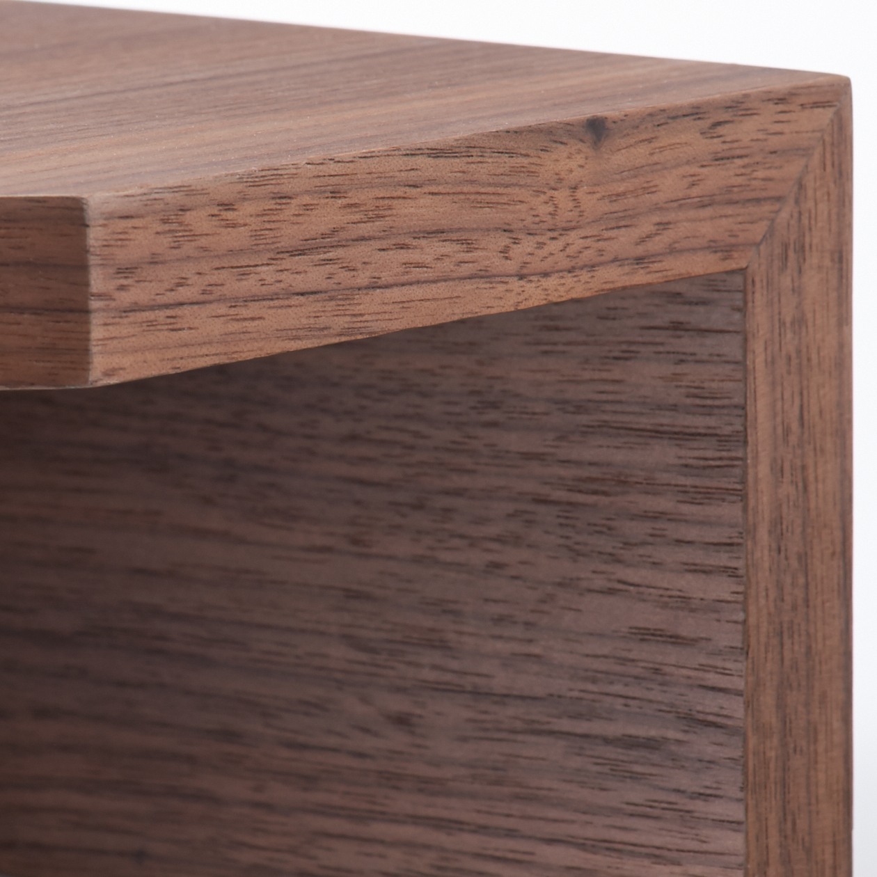 WALL FURNITURE / CORNER SHELF / WALNUT