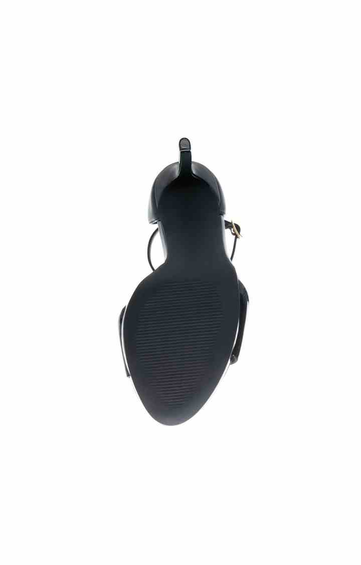 Flashyy Black Heel Sandals