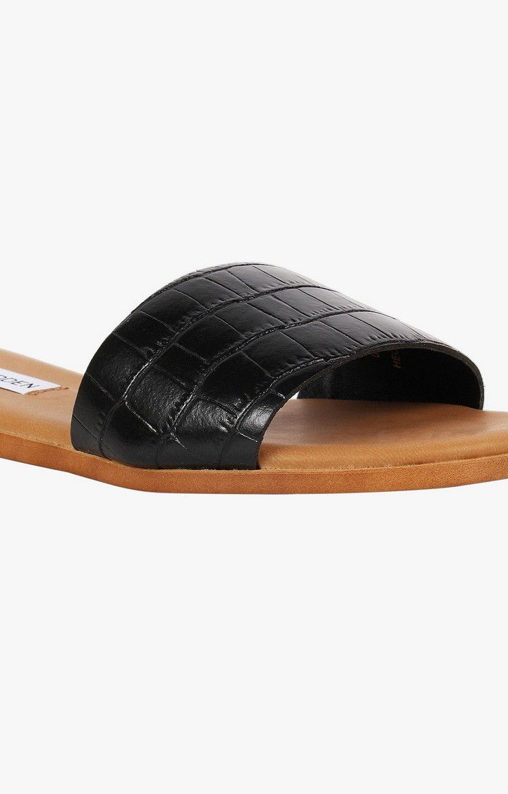 Lilia Black Flats