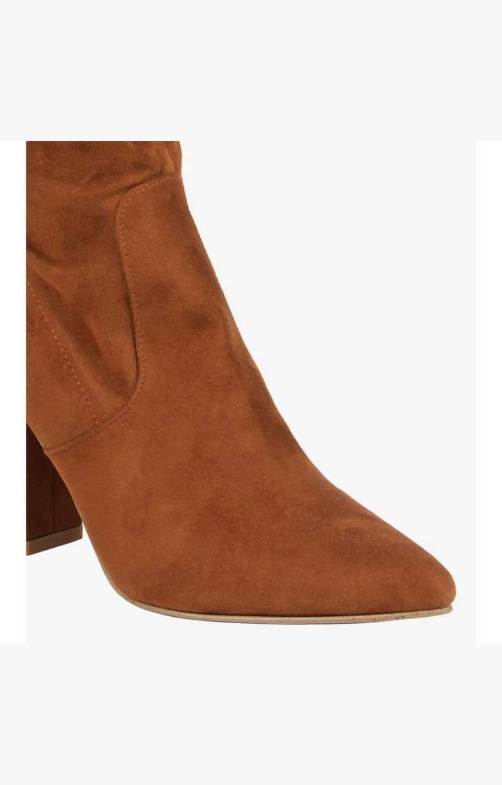 Riskyy Brown Boots