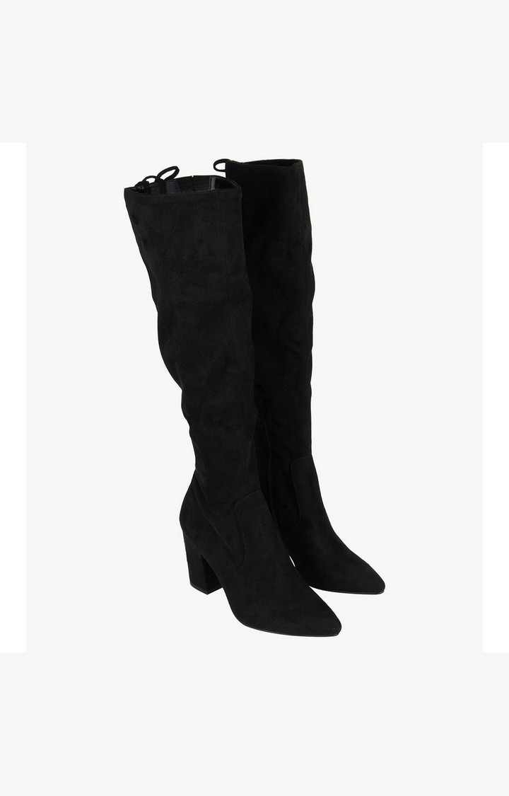 Riskyy Black Boots