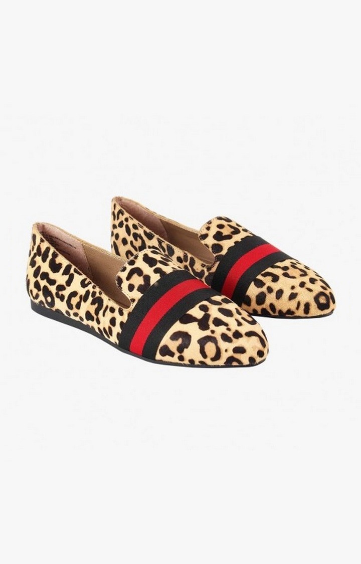 Nema-L Multi Closed Flats & Ballerinas