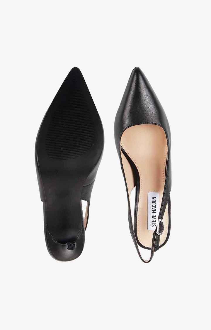 Maceyy Black Pumps
