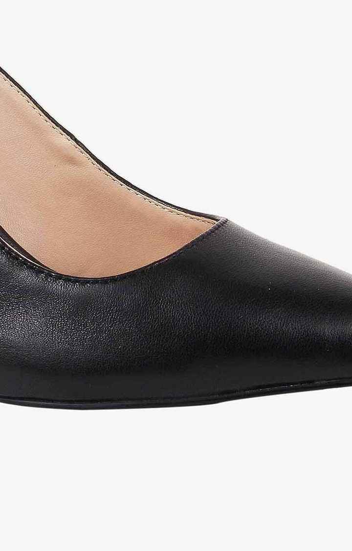 Maceyy Black Pumps