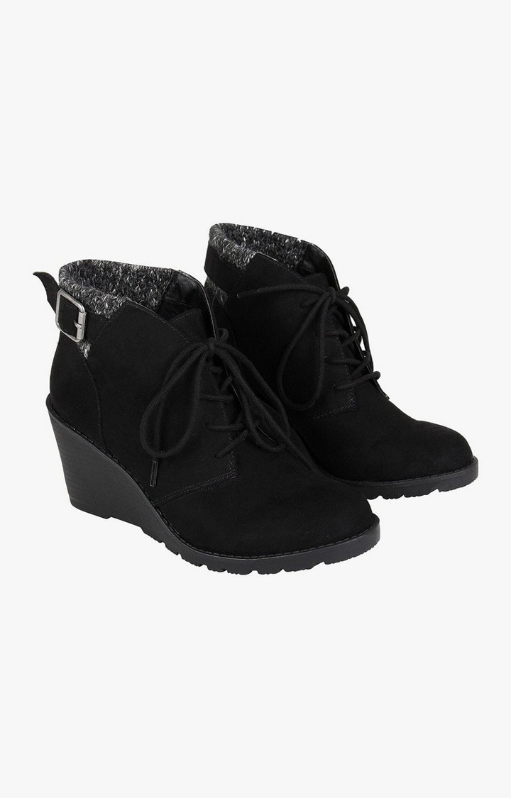 Eara Black Boots