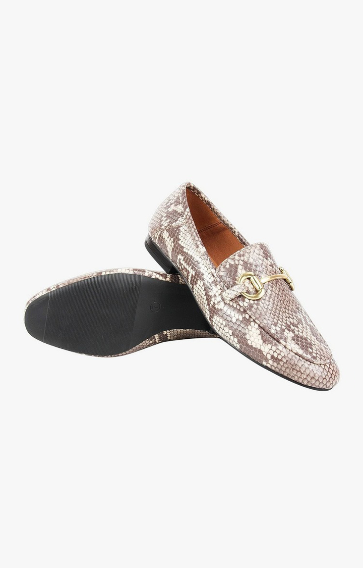 Jadie Multi Closed Flats & Ballerinas