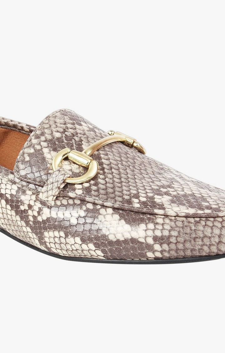 Jadie Multi Closed Flats & Ballerinas