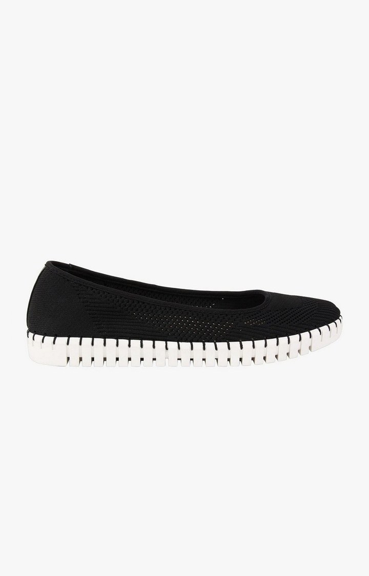 Nc-Sista Black Closed Flats & Ballerinas