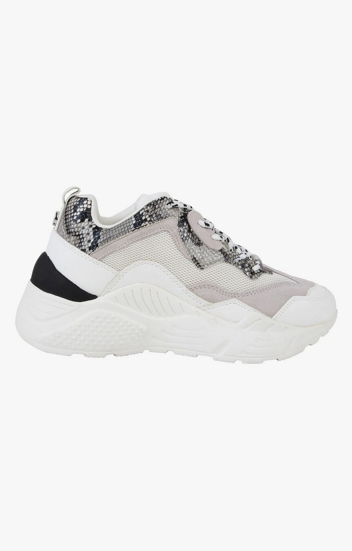 Antonia White Sneakers