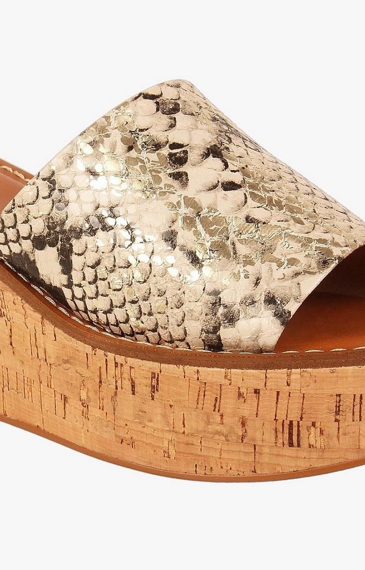 Myrtle Gold Wedges