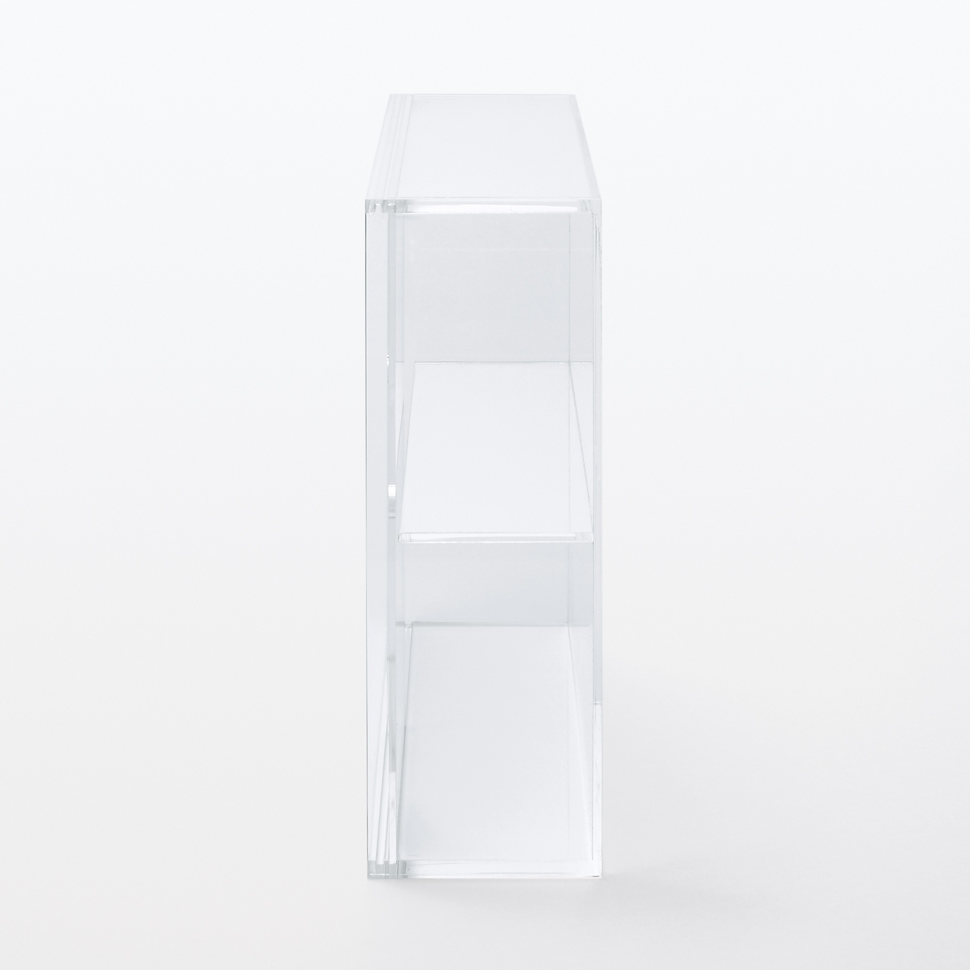 ACRYLIC DISPLAY CASE WITH SLIDING DOORS / L