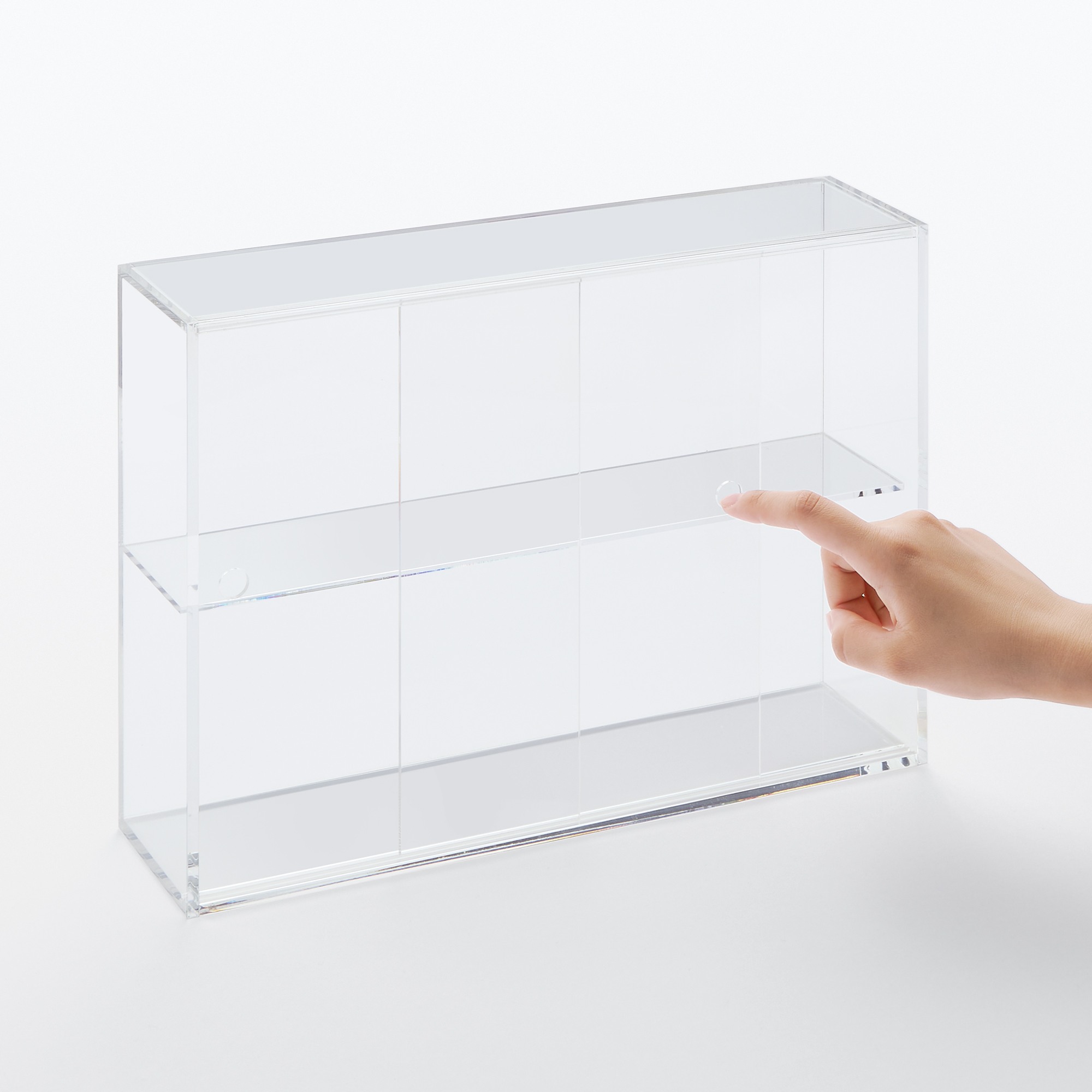 ACRYLIC DISPLAY CASE WITH SLIDING DOORS / L