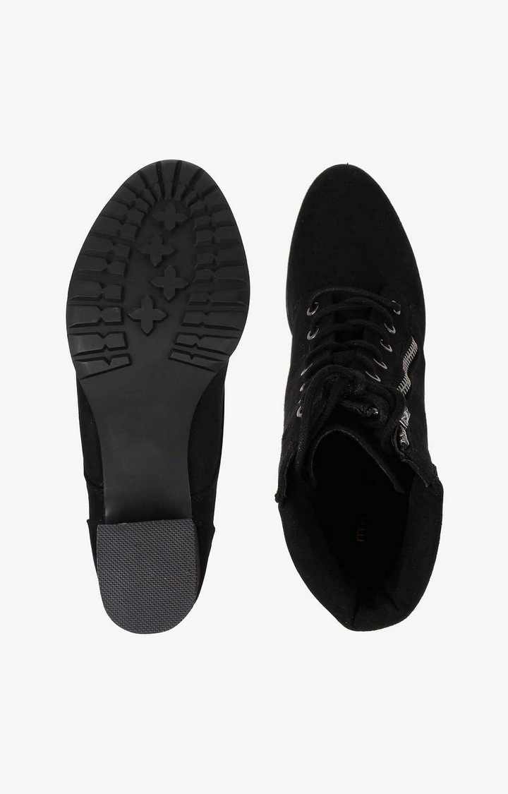 Tell Black Boots