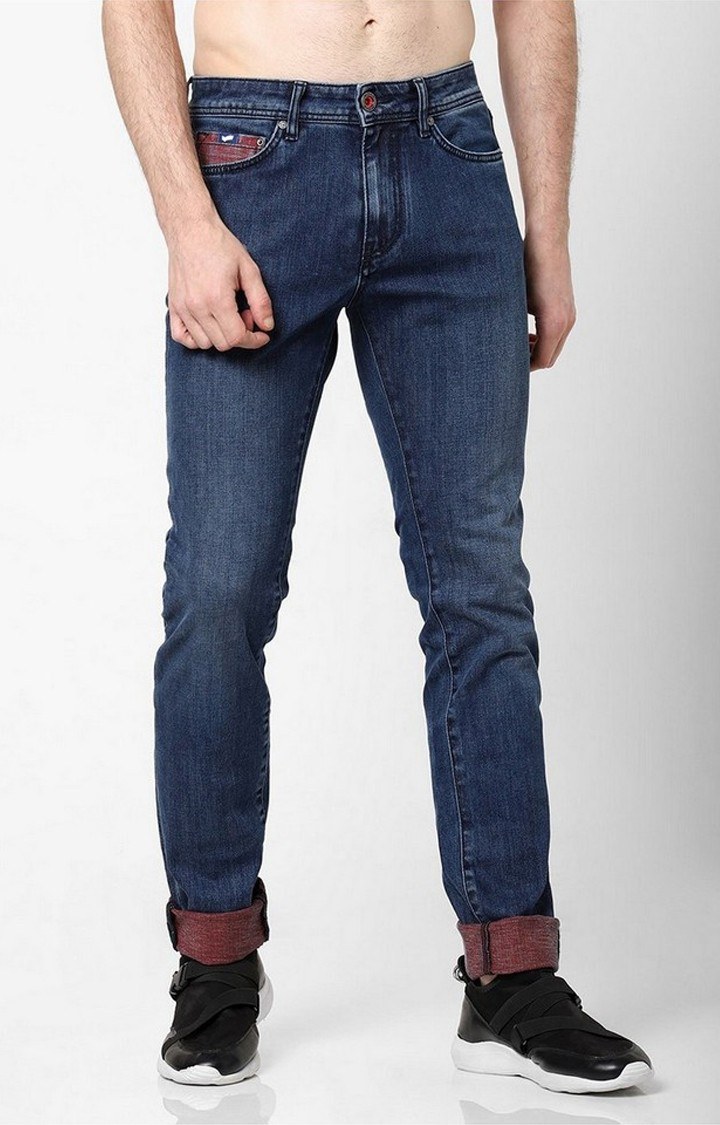 Distressed Slim Fit Jeans