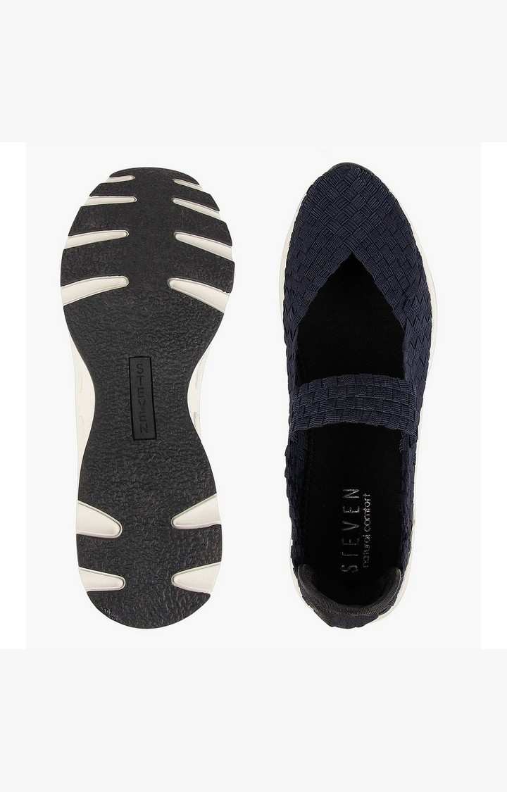 Nc-Jack Blue Closed Flats & Ballerinas