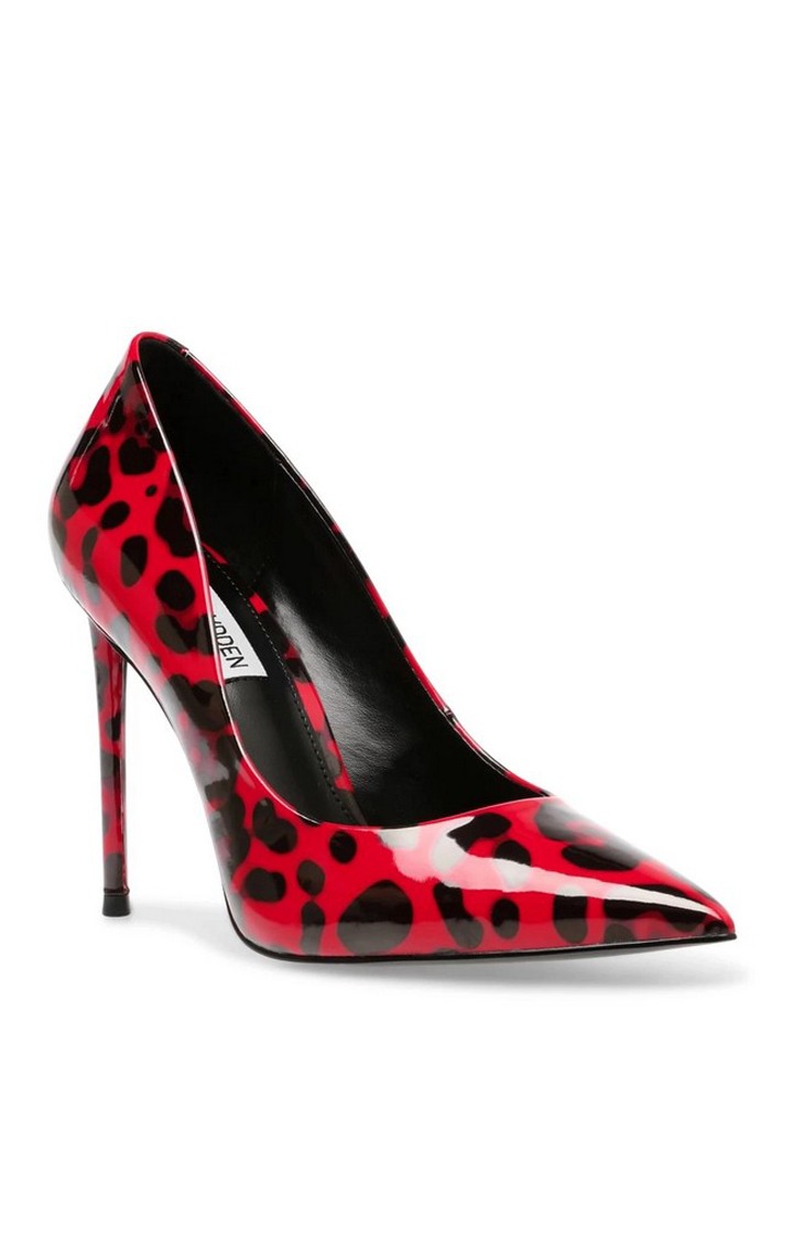 Vala Red Pumps