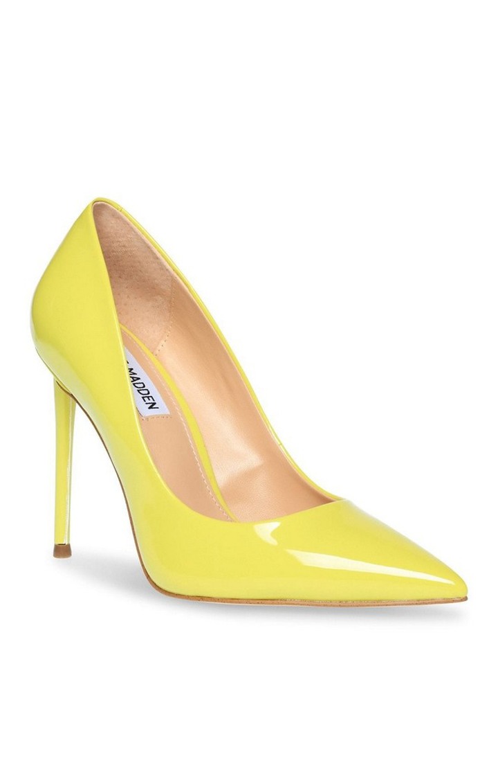 Vala Yellow Pumps