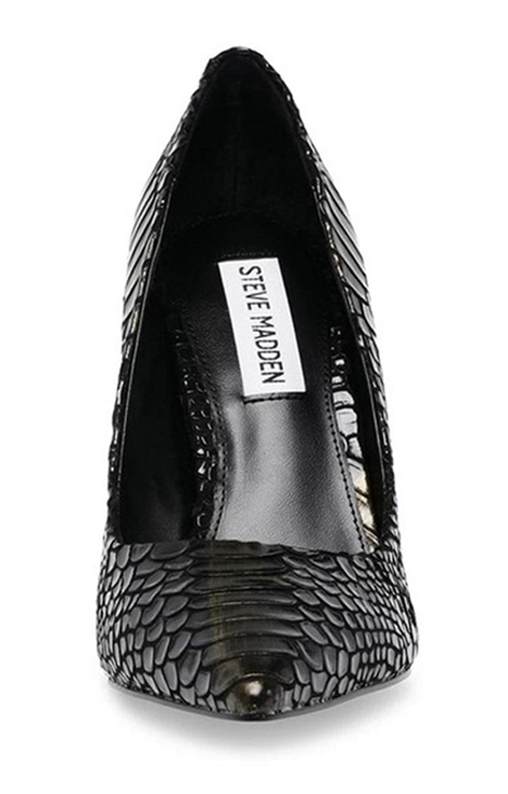 Vala Black Pumps
