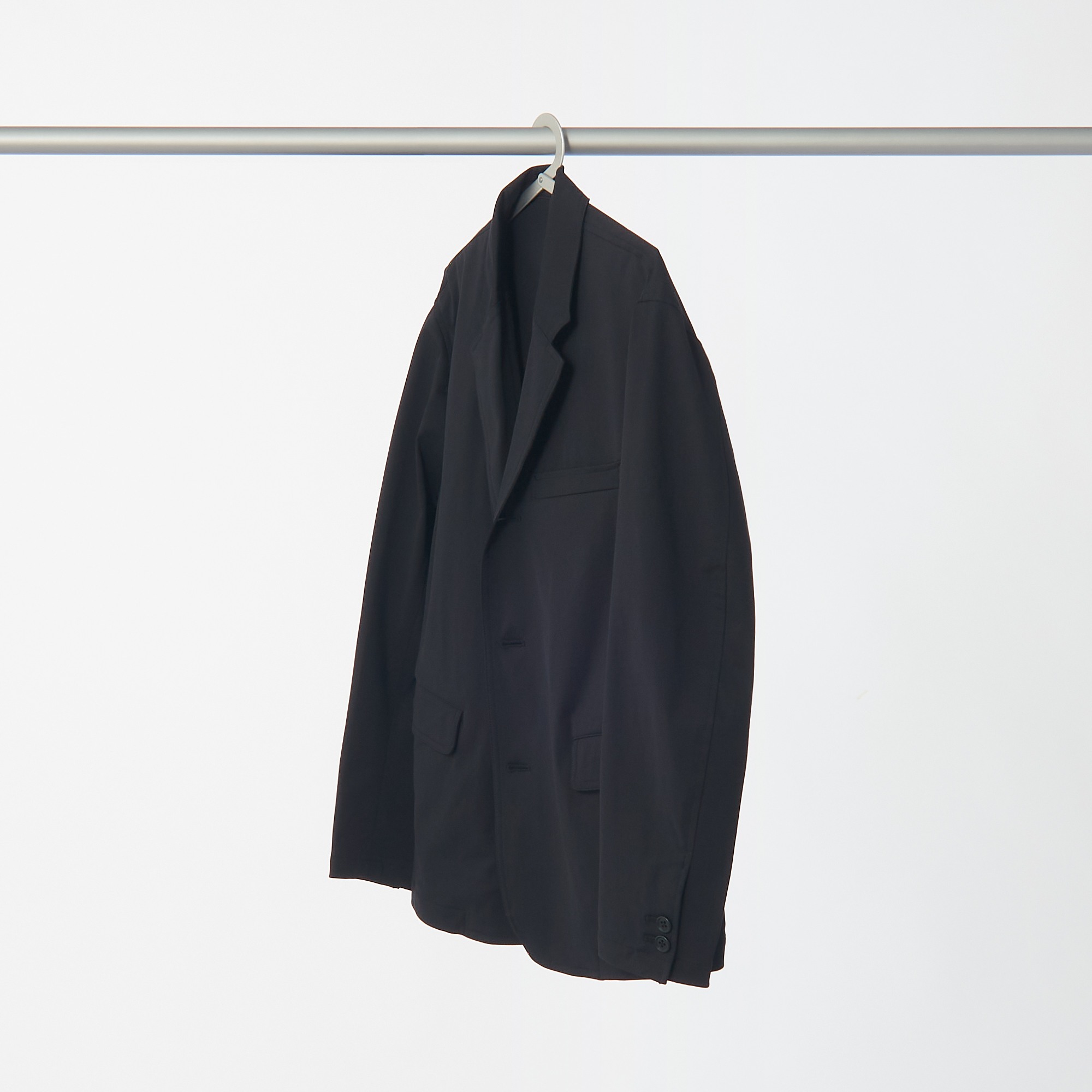 MUJI | PORTABLE ALUMINIUM HANGER / FOLDABLE