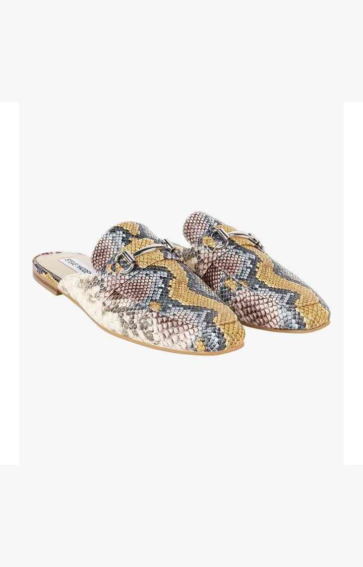 Kori Multi Closed Flats & Ballerinas