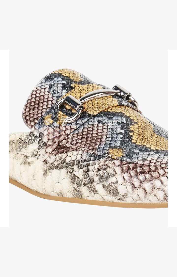Kori Multi Closed Flats & Ballerinas