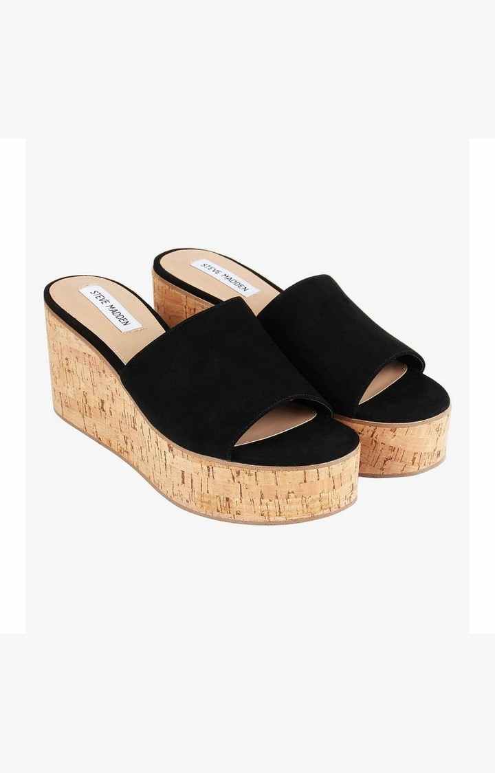 Desiree Black Wedges