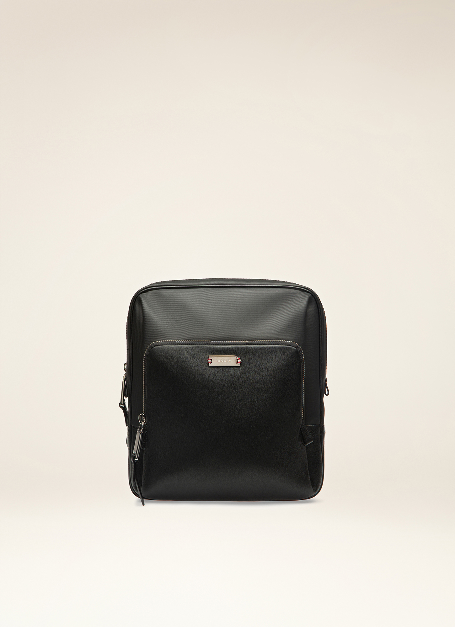 Visso Cross Body Bag