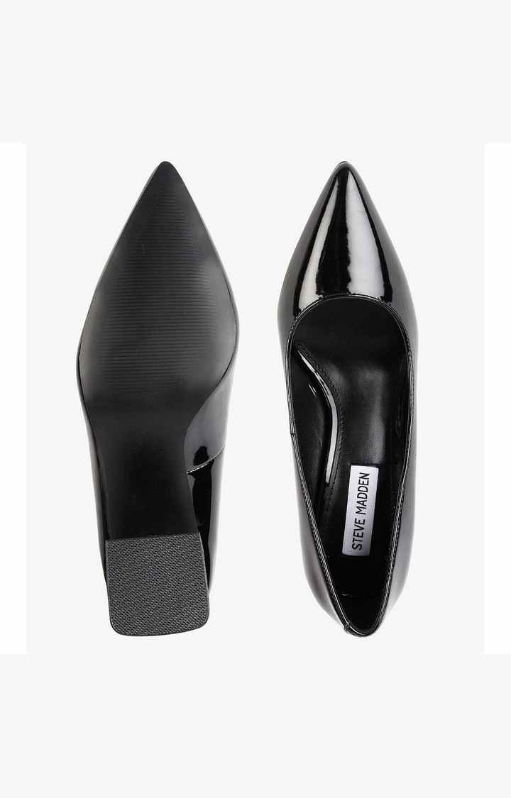 Sherrie Black Pumps