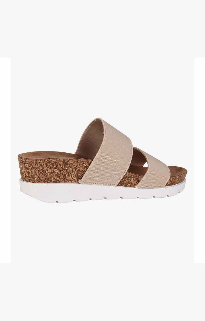 Nikkii Beige Wedges