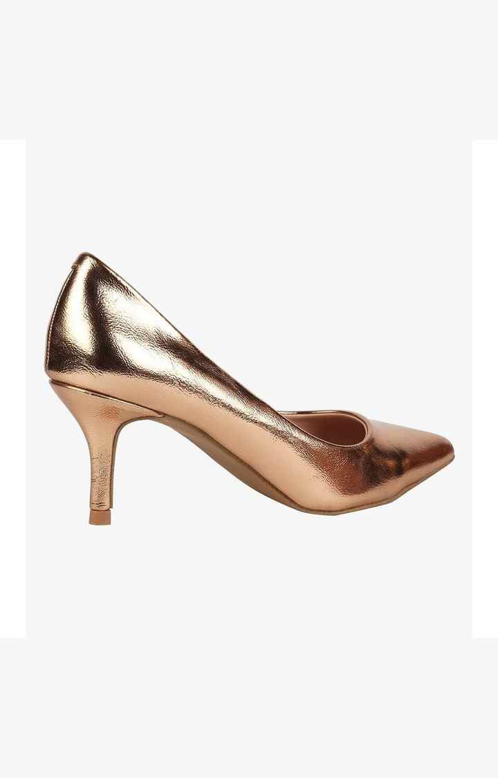 Kitkat Gold Pumps