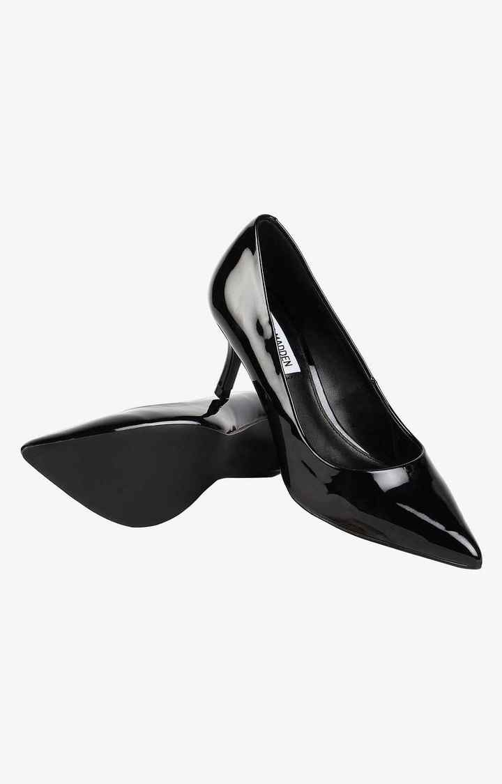 Kitkat Black Pumps