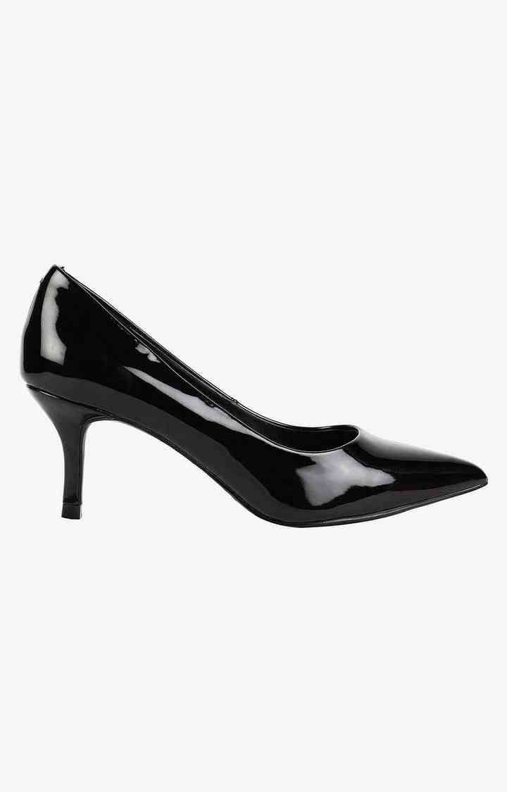 Kitkat Black Pumps