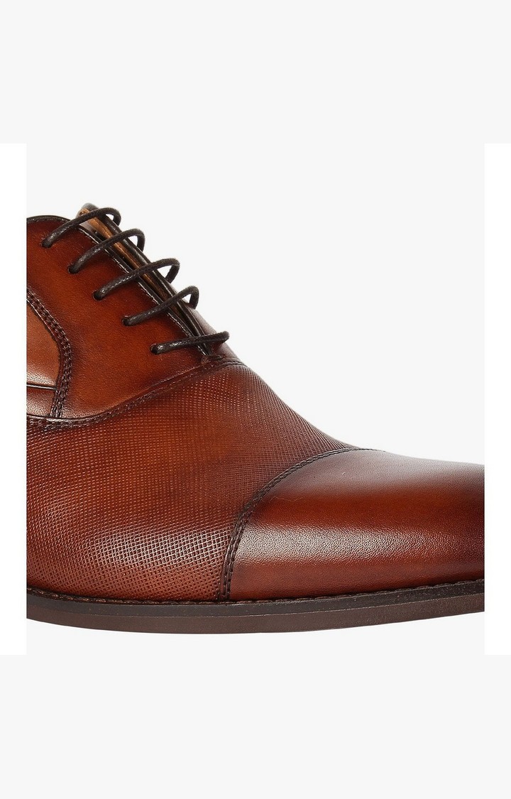 Proctr Brown Tie-Ups & Dress Loafers