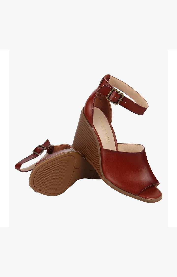 Garlandd Brown Wedges