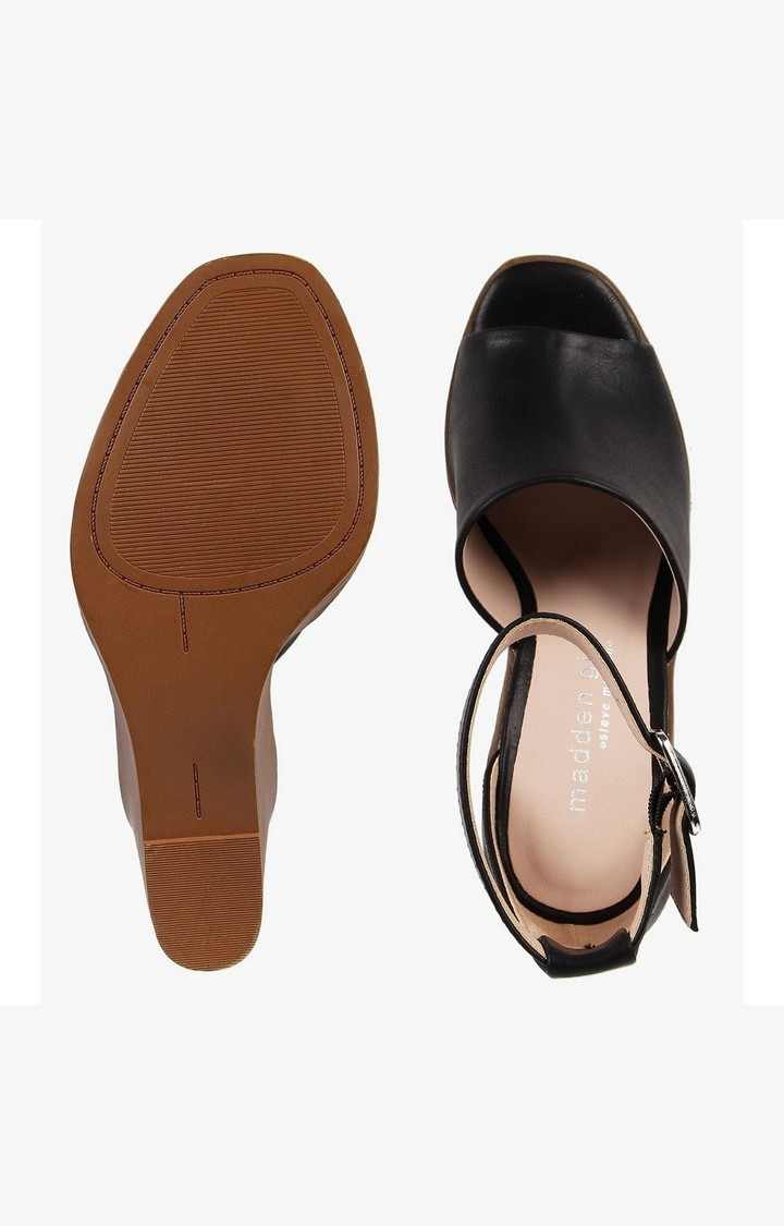 Garlandd Black Wedges